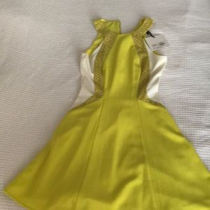 Yellow sleeveless XS dress